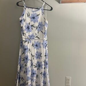Lulu's Blue and White Floral Midi Dress